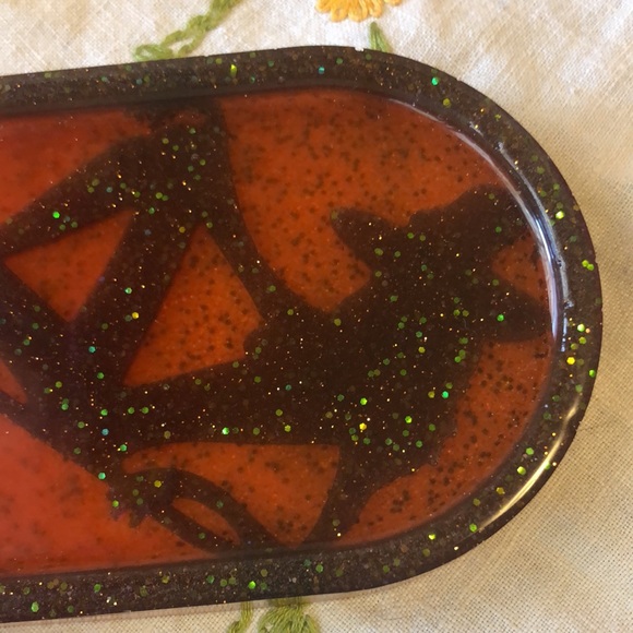 Handmade resin witch tray - Picture 4 of 6